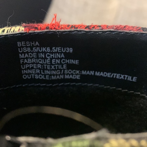 Embroidered Heel Boots, Flower Pattern - Picture 5 of 10